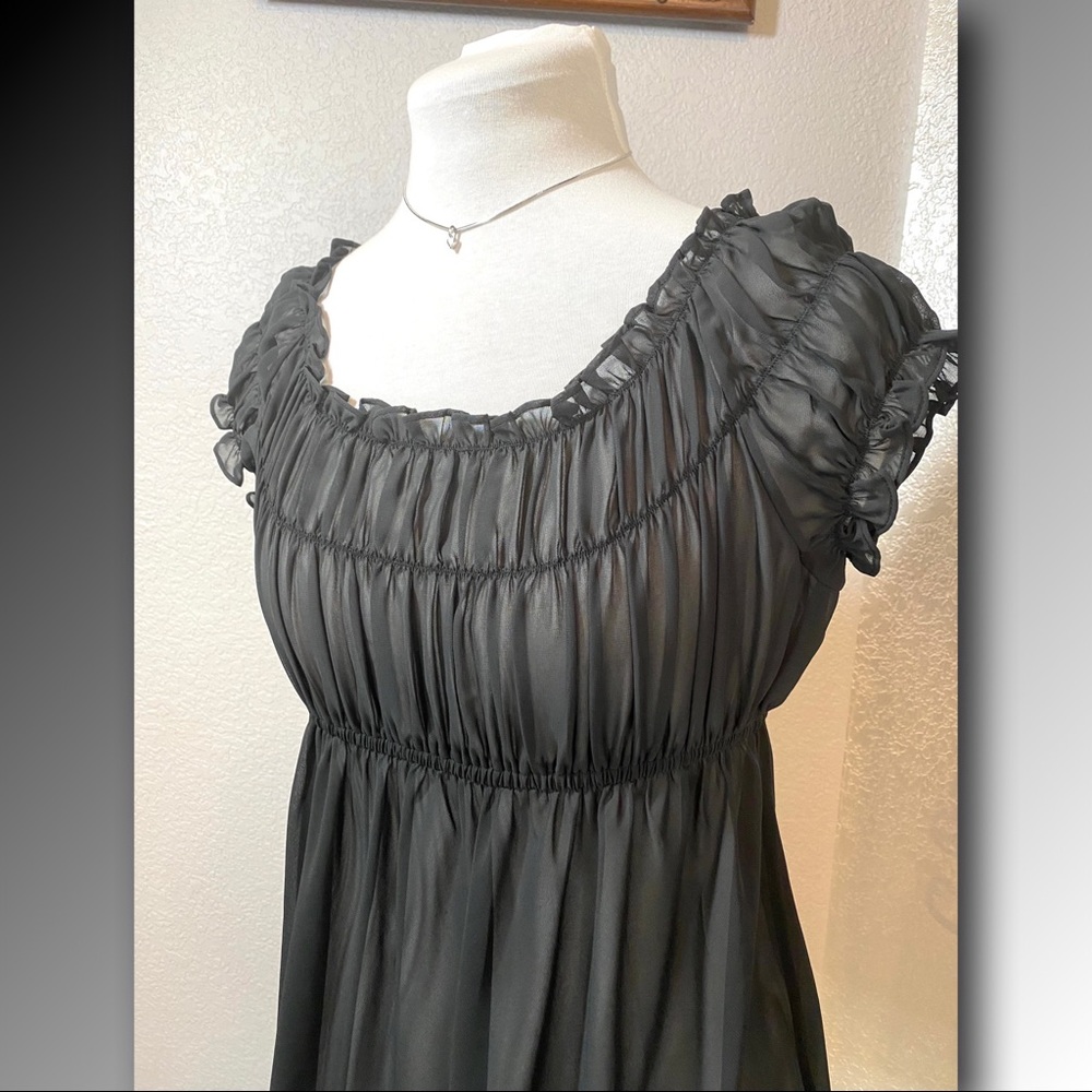 💕HP💕 Rare Vintage Victoria’s Secret Black Baby Doll
Size S - Picture 2 of 10